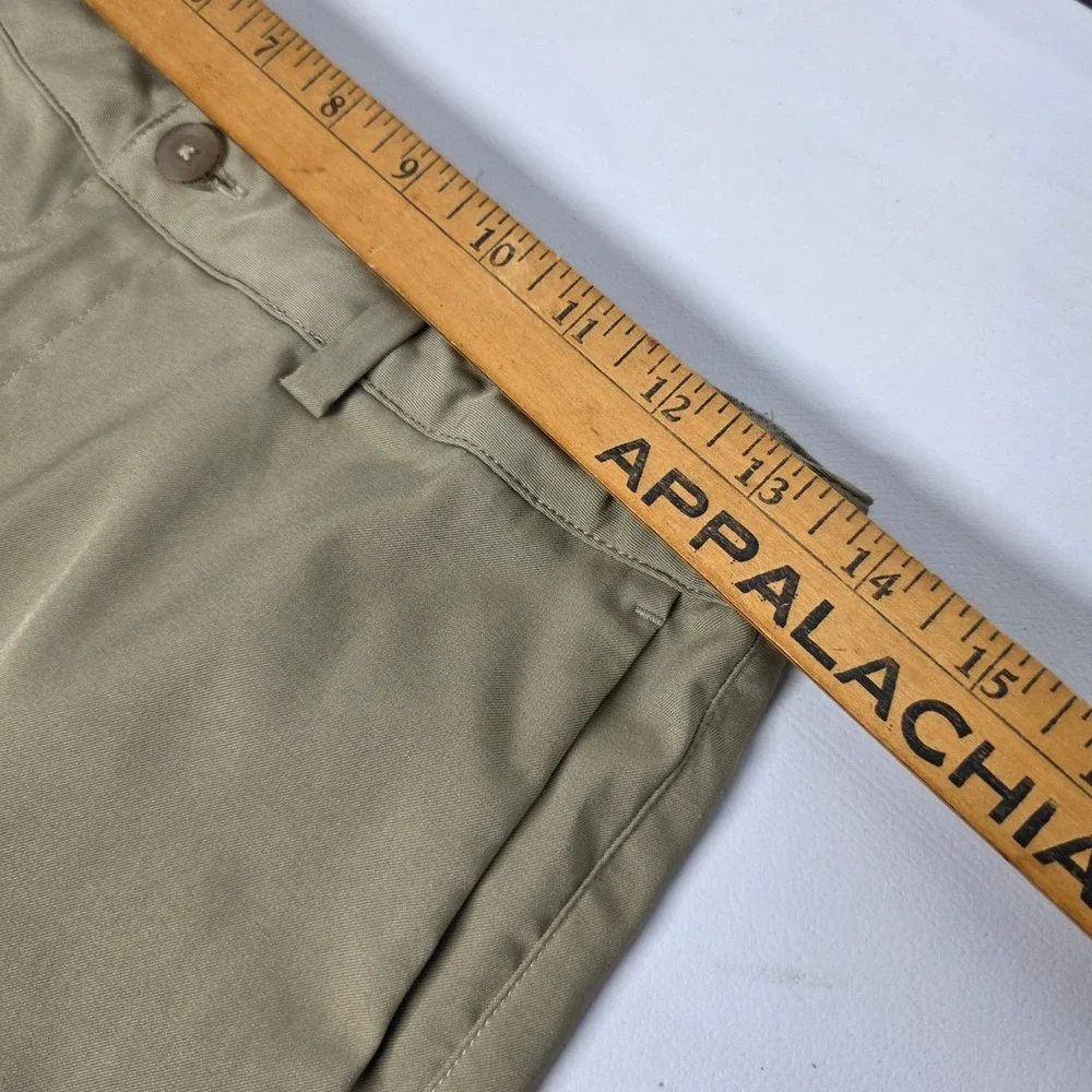 Nike Golf Dri-FIT Shorts Boy's Large Khaki Tan Flat Front Performance Activewear